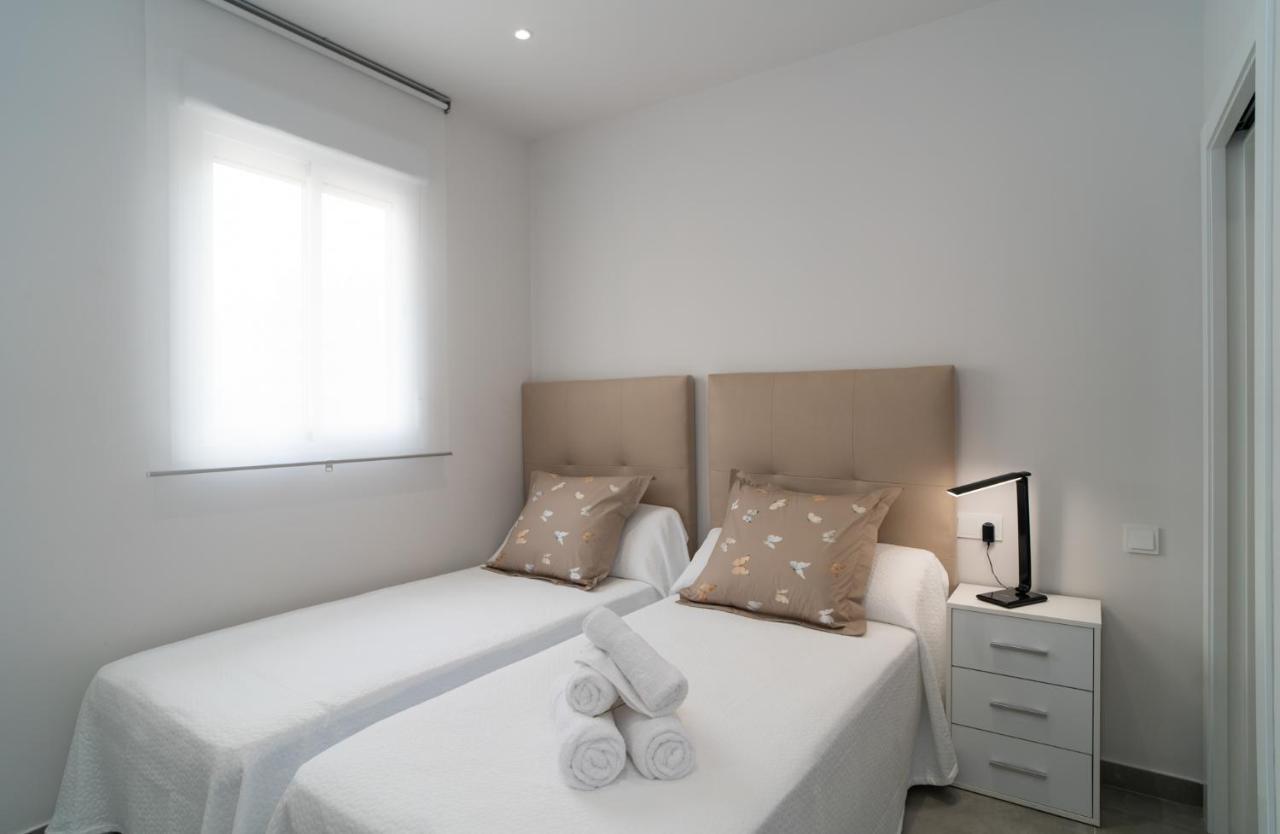 Aac Malaga - Apartamento Con Terraza, Muy Amplio, Totalmente Equipado, Cerca Del Centro Y Nuevo! Exterior photo