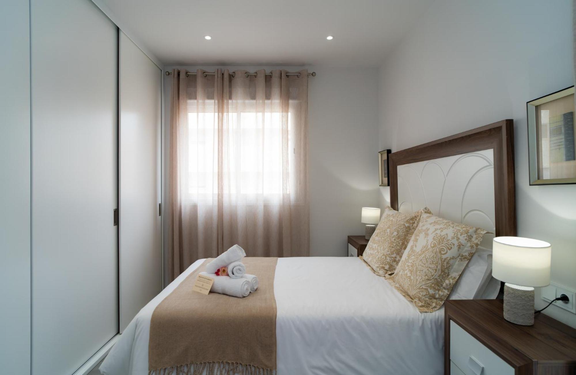 Aac Malaga - Apartamento Con Terraza, Muy Amplio, Totalmente Equipado, Cerca Del Centro Y Nuevo! Room photo